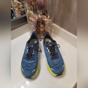 Hoka Arahi 6 Men's Size 8.5 D